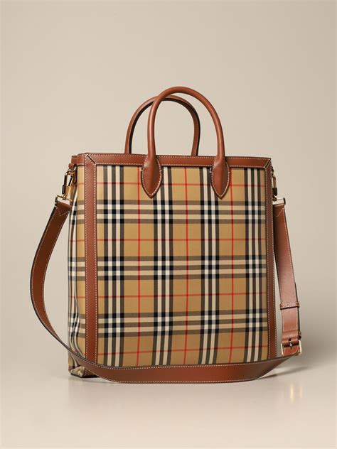 กระเป๋าผู้ชาย burberry|Designer Bags for Men .